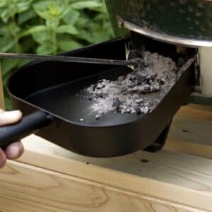 Alternative view of BGE Ash Removal Pan